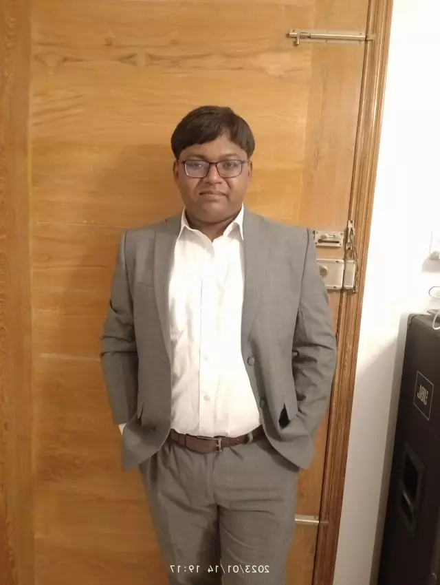 Honors Running Tourism  Hospitality Management grrom looking for his suitable bride