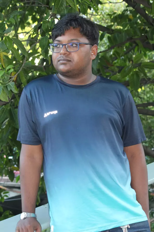 Honors Running Tourism  Hospitality Management grrom looking for his suitable bride