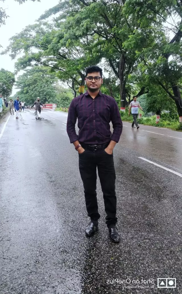 B.Sc in Engineering in Electrical Electronics grrom looking for simple bride 