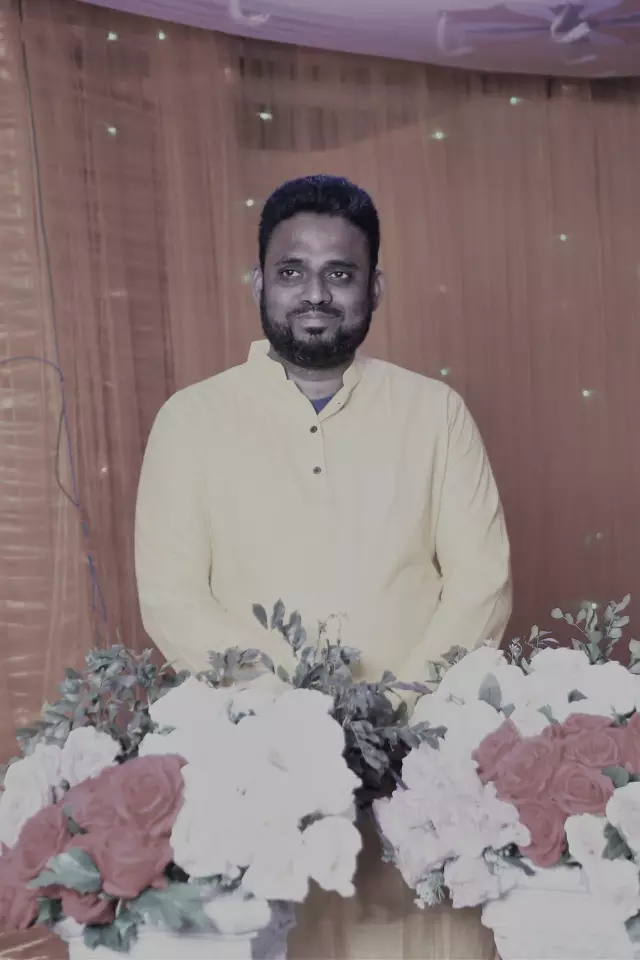 Calm nature, non-smoker, used to living a normal life with family looking for Bride