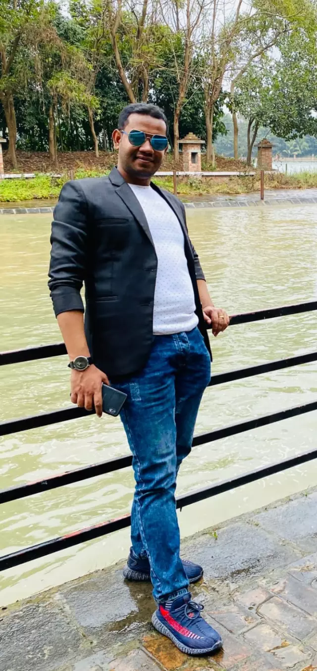 Lankabangla Finance officer looking for bride in dhaka