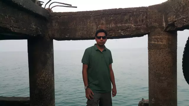 Accounts Officer in Dhaka want his own bride