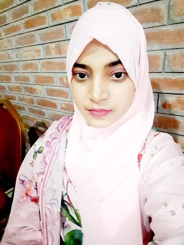 Looking for an well educated person with an Islamic mind .non smoker and non alcoholic