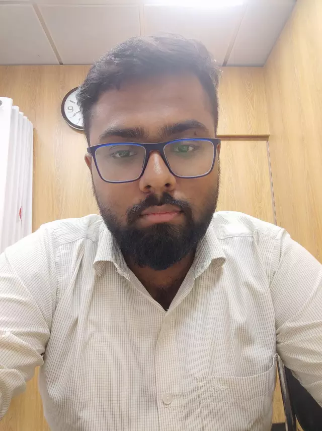 Senior Executive of a well-known Private Company seeking bride for himself and friend indeed