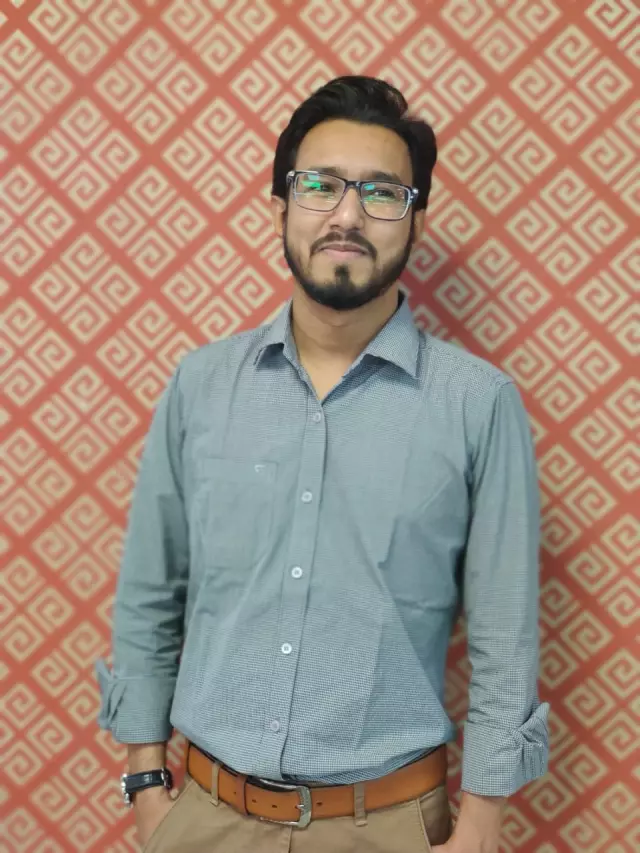 Groom is a Manager at an Australian Advisory Firm in Bangladesh want Dhaka bride