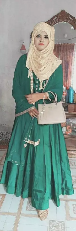 I am looking for Groom for my sister. Please find the details of my sister below