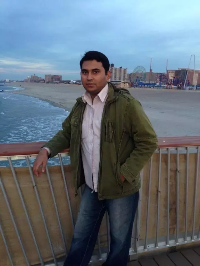 We want a Bangladeshi Bride preferably from Mymensingh andor Dhaka.