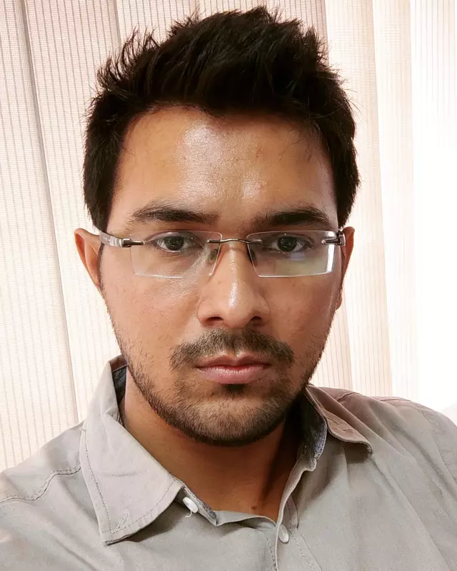 Groom is currently serving as an Engineer Co-Ordinator in a private organization