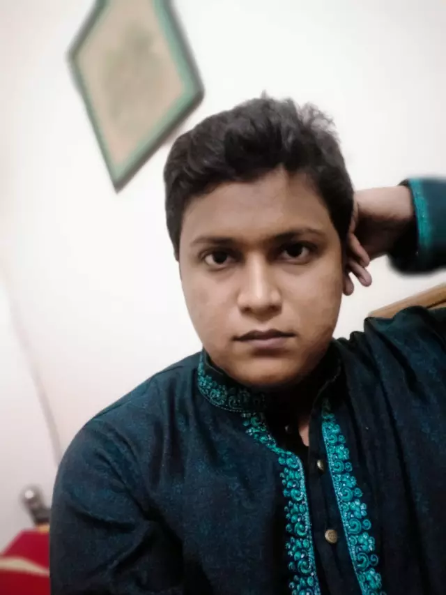 Groom is small Elder brother is working in a CA firm want his bride