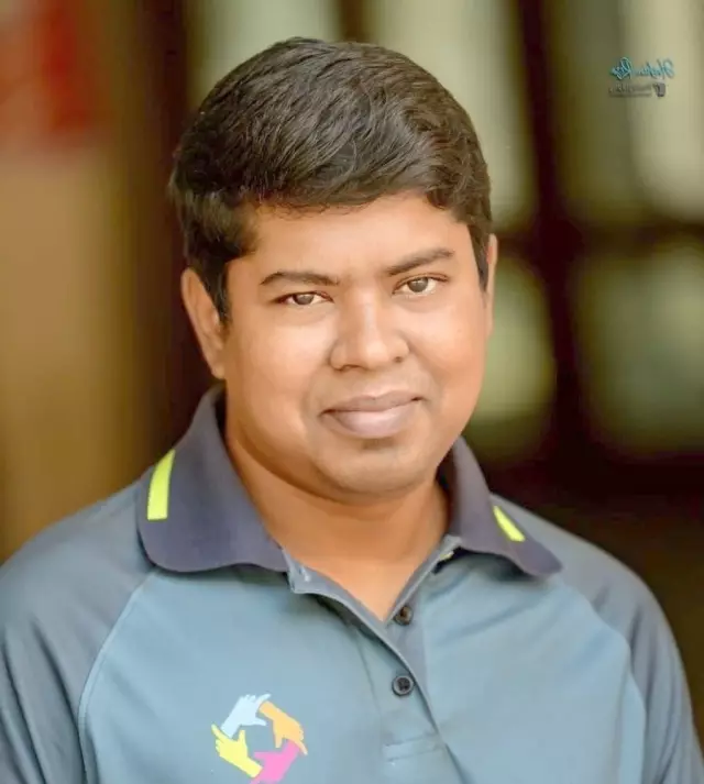 Technology Consultant in a US multinational computer technology corporation, based in Dhaka sekking his bride himself