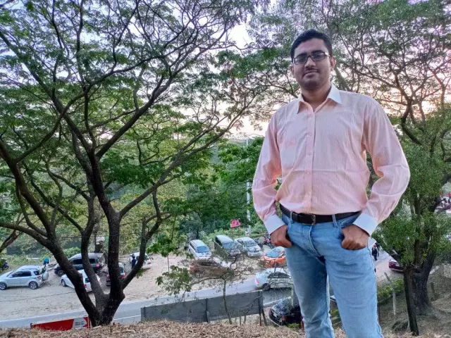 I am looking for a bride for myself.I am posting my short bio