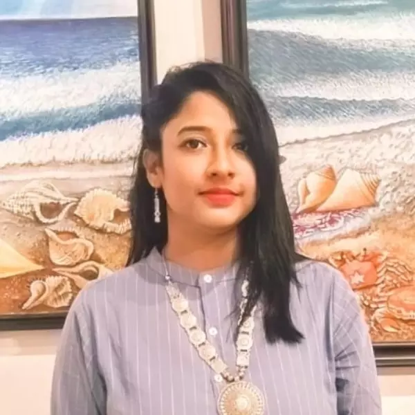 Looking for Groom for my Sister. She is calm, subtle, calculative, ambitious