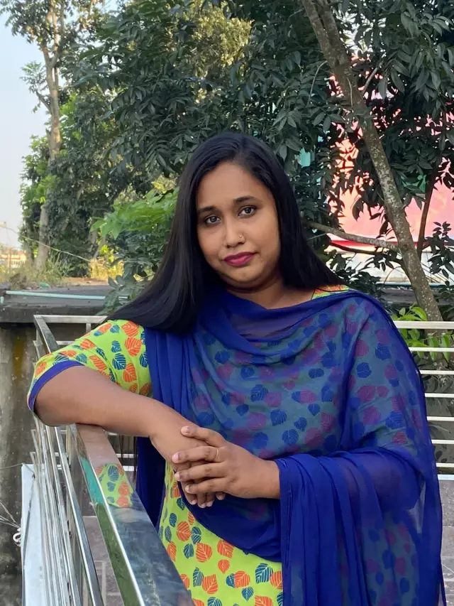 Diploma Engineering, Daffodil Polytechnic Institute with Entrepreneur searching her own soulmate