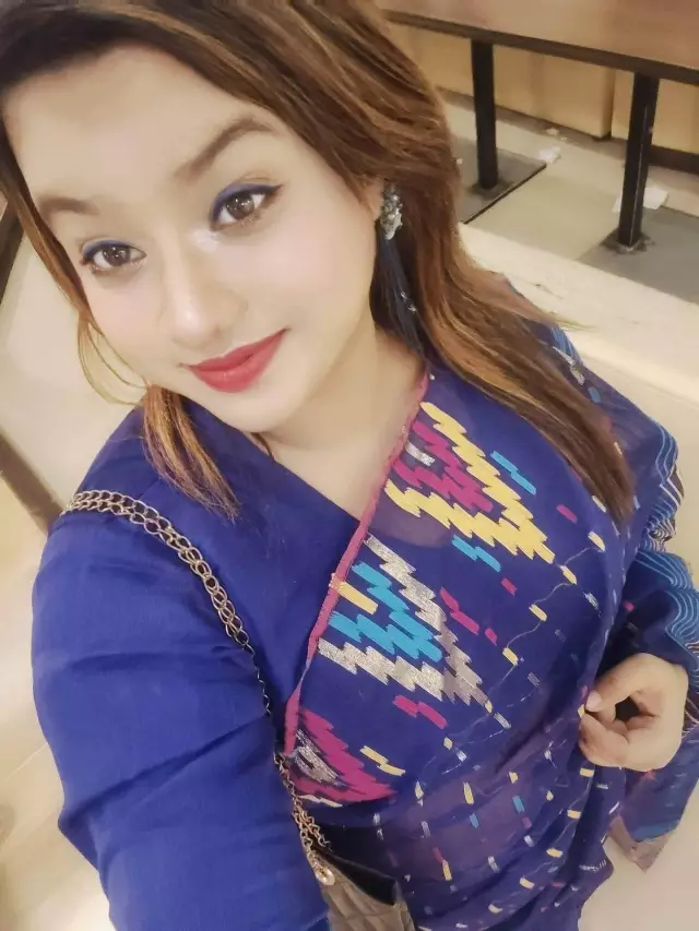 Bride is Advocate at Rajshahi judge court we want his groom in Rajshahi 