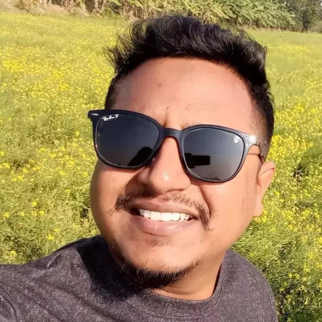 Seeking bride foy my nephew he is honest, homely, social, sociable, modest bride for my nephew 