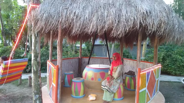 Bride Assistant Teacher, High School want teacher groom for herself