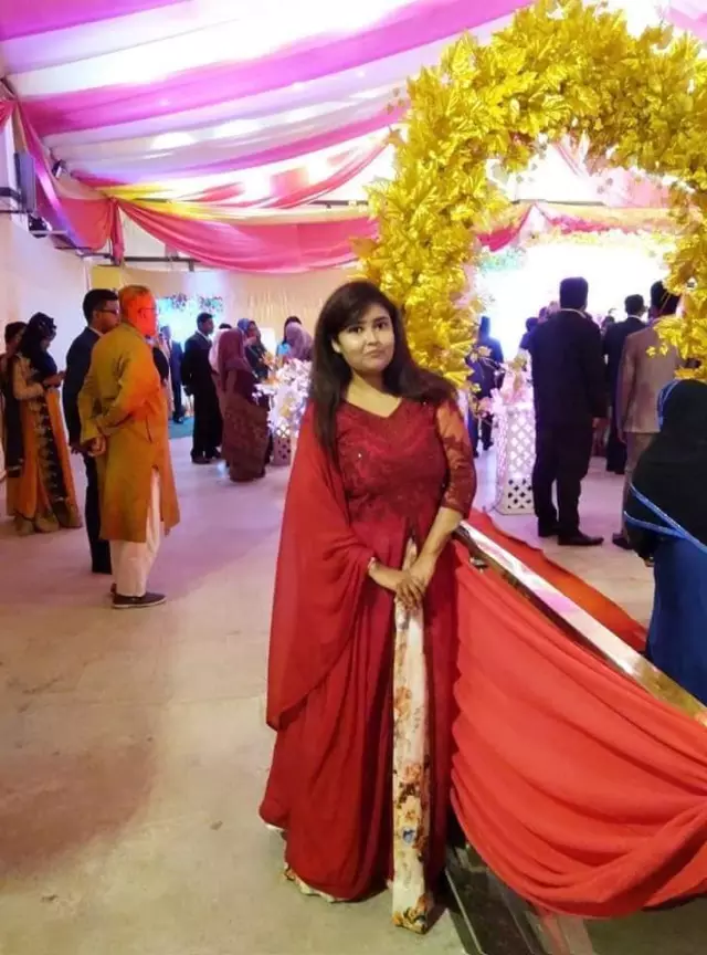I am looking for a groom for my beloved daughter