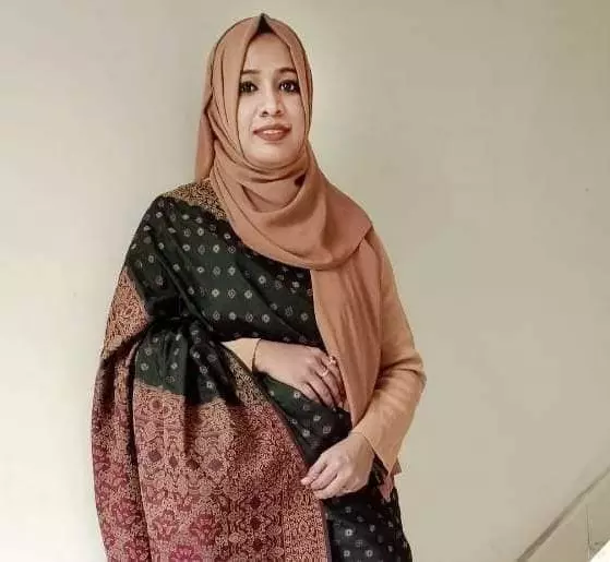 Looking for groom for my sister with groom Age limit- 3 or 4 years senior no problem