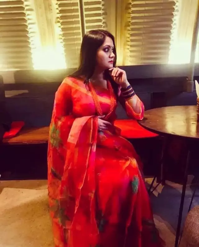 LOOKING FOR HINDU GROOM, Any cast would be fine as I dont have any issue with cast
