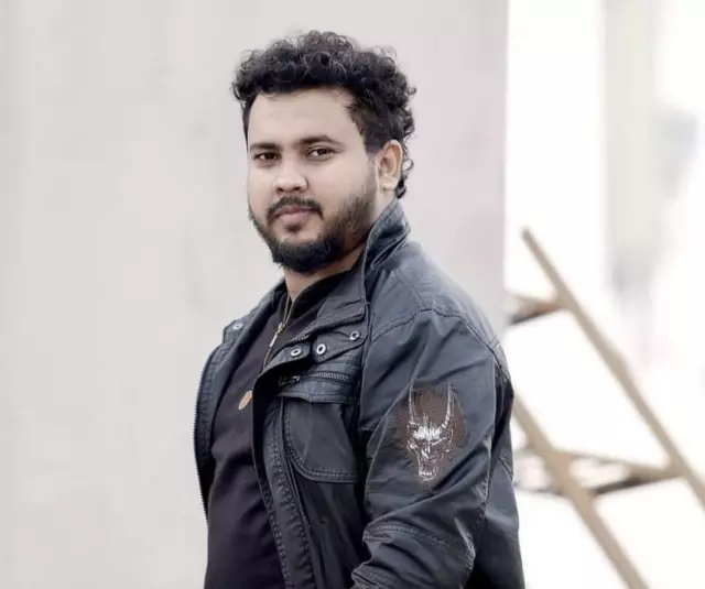 Looking for bride for my cousin, Groom Loved to be a full-time traveler, but due to circumstances became a teacher Alham