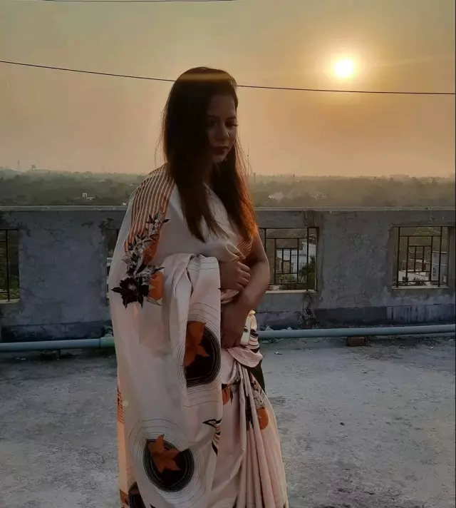 Assistant Merchandiser Private Sector want groom herself