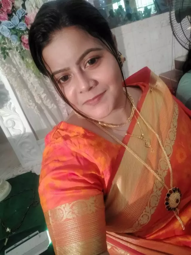 I want groom For my elder sister, Husband died in road accident One daughter studying in class 7