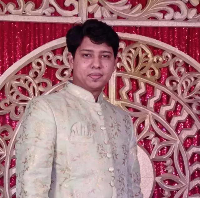 MBA on Product  Fashion Merchandising want his suitable bride