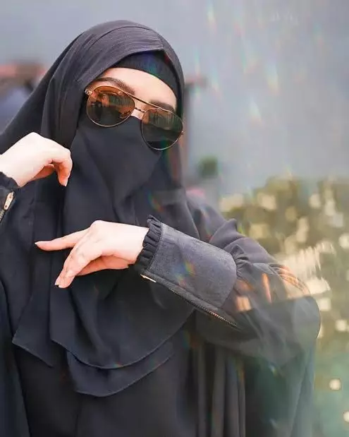 Looking for a religious Groom for a HafezaAleemah Bride