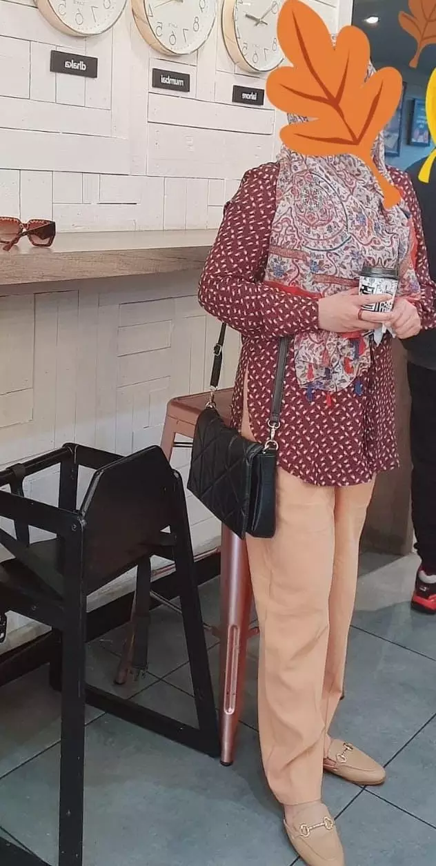 Looking for Groom for my Sister. Bride is staying in London with residence permit visa and has planned to settle down in
