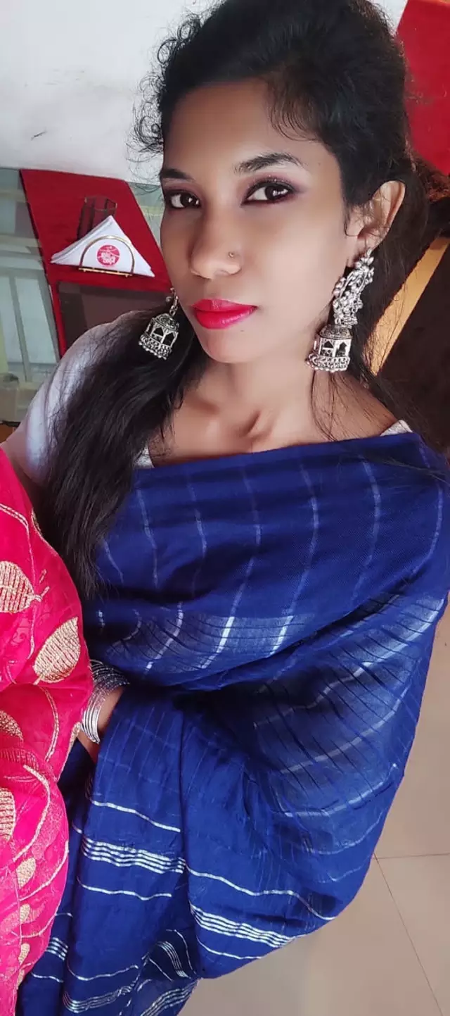he potential bride is a very kind, family-oriented, educated girl, who respects elders and loves kids. 