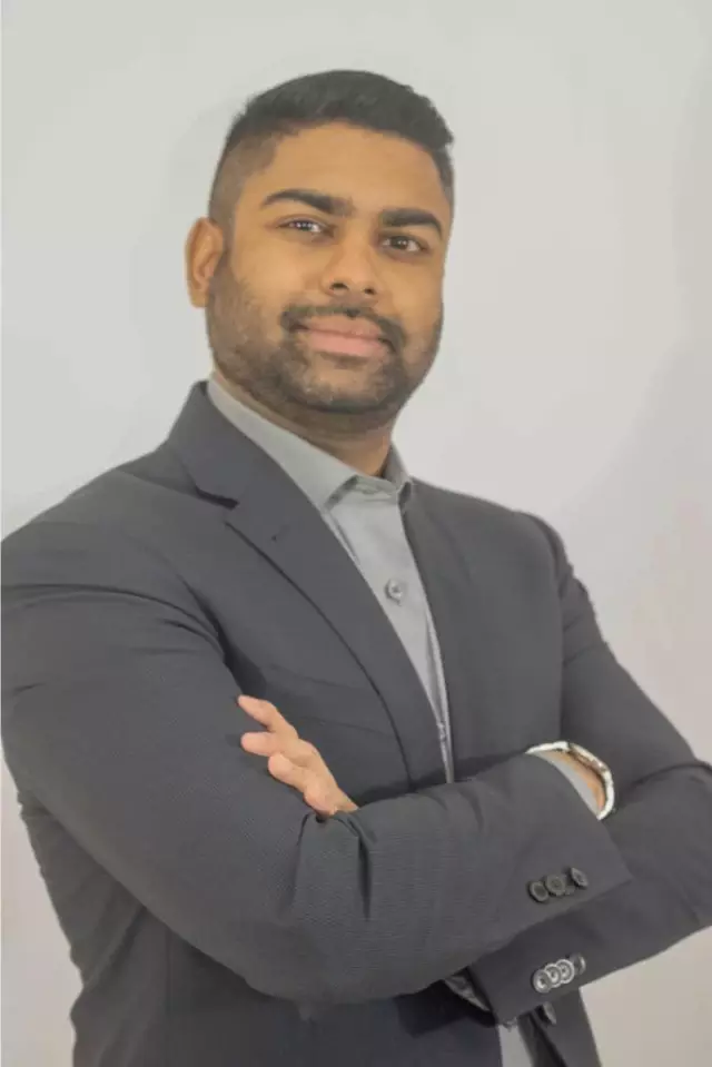 Scientist  Cofounder of Multiple Data and Software Startup seeking his bride