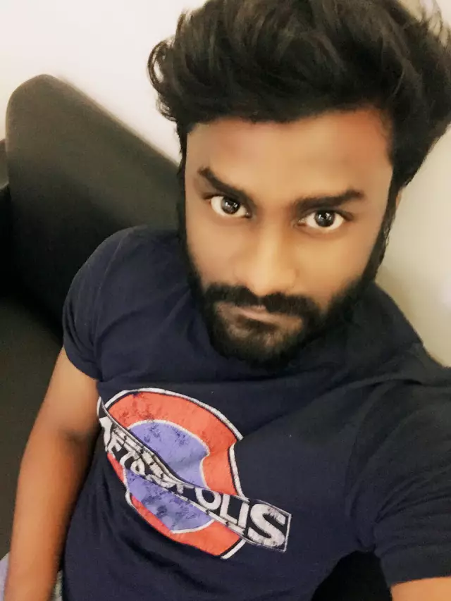 Textile Merchandiser  CTO want his soulmate