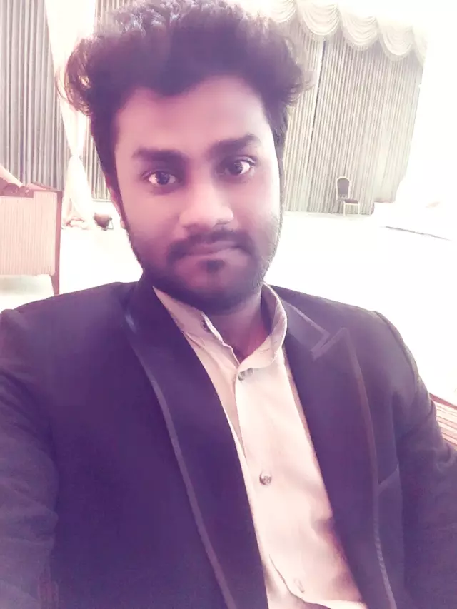 Textile Merchandiser  CTO want his soulmate