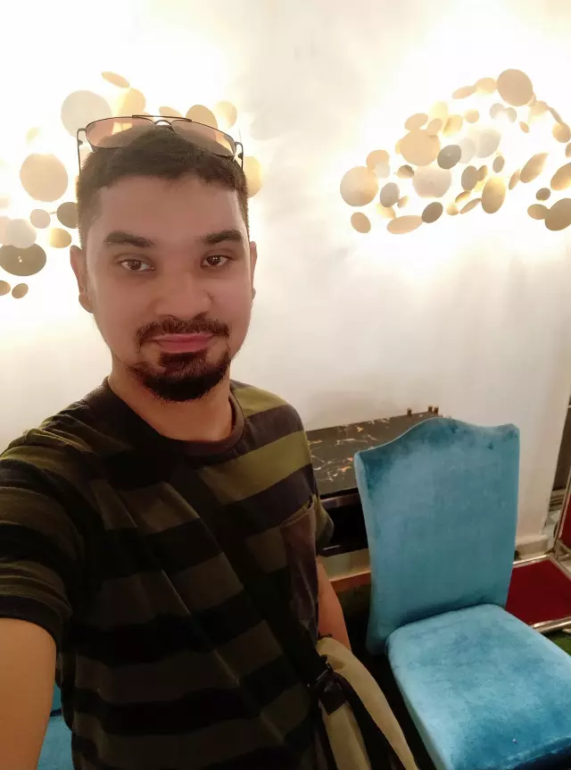 The prospective groom want him to be her bestfriend