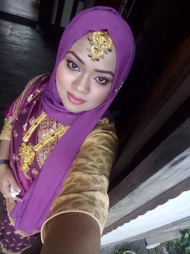 Bismillahir rahmaner rahim. Looking for groom for myself