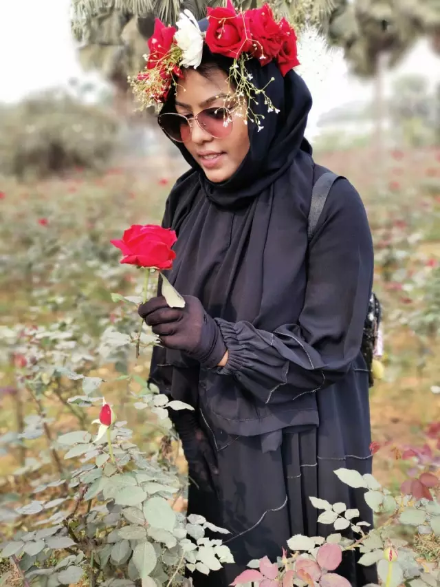Those who marry too soon will knock. Please think for a while and ignore the rush