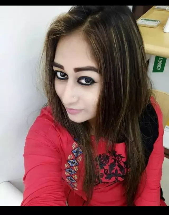 Looking for groom for my self. Well settled in Dhaka preferable.
