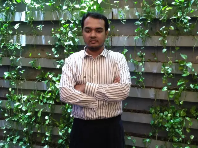 B.Sc. in Electrical  Electronic Engineering EEE from AIUB want his bride 