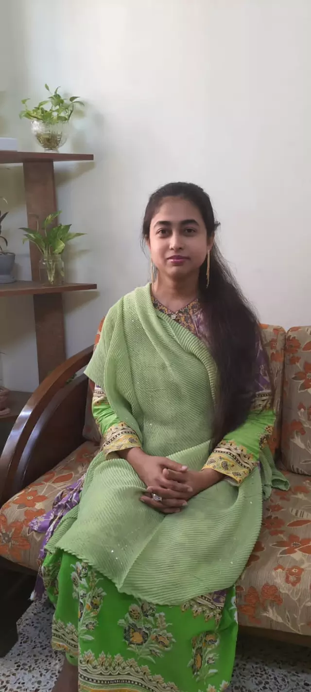 I want groom for little sister.