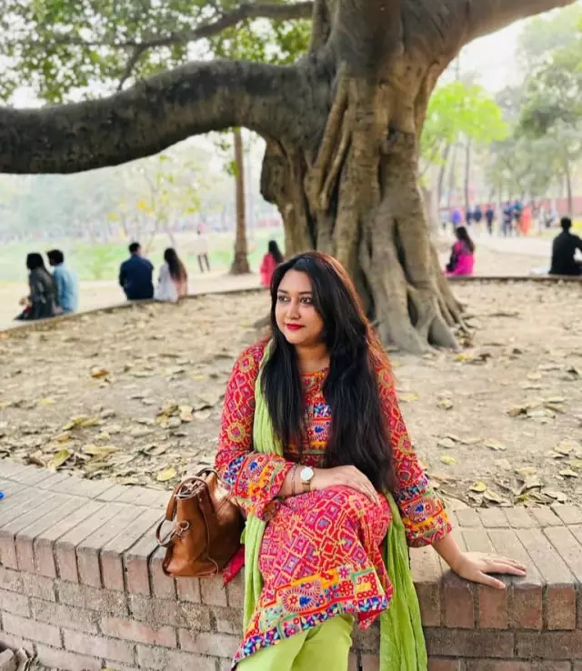 On behalf of my sister Looking for groom 