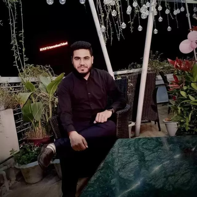  I am an Assistant Manager in a private company in Dhaka and have my own site business seeking my bride