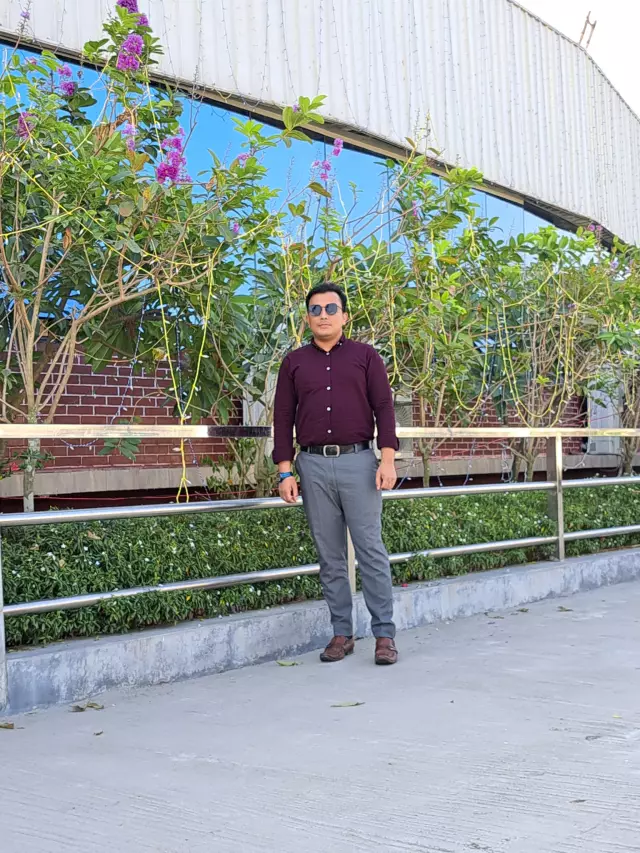 License Inspector Dhaka South City Corporation want his bride