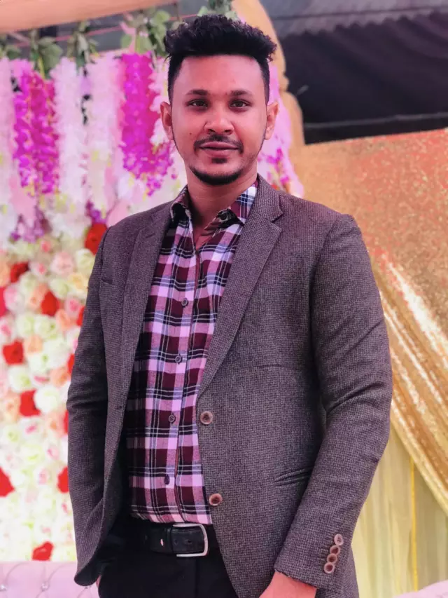 Looking for Bride for my self BBA from Stamford university not completed drop out 