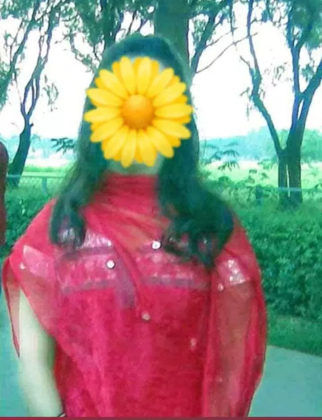 The bride is from a very common and middle class family. The bride is very gentle and soft hearted