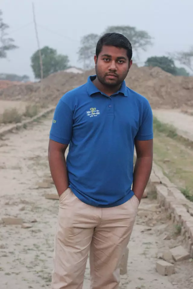 Currently freelancer, video editor, music composer, graphic designer, website developer and a successful YouTuber want h