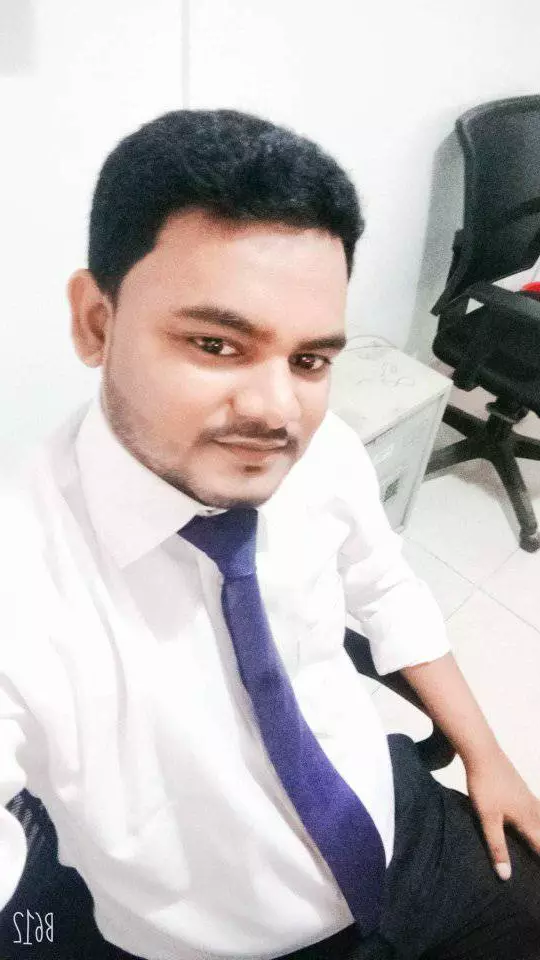Sr. Executive TaTa Motors want his bride in Rajbari
