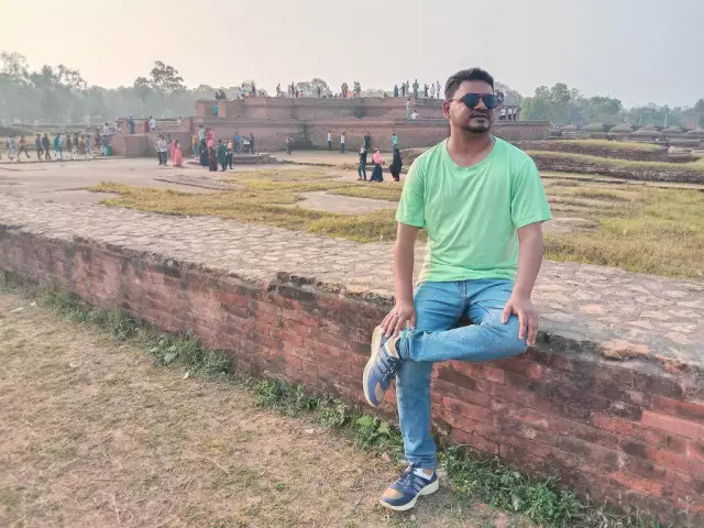 Sr. Executive TaTa Motors want his bride in Rajbari