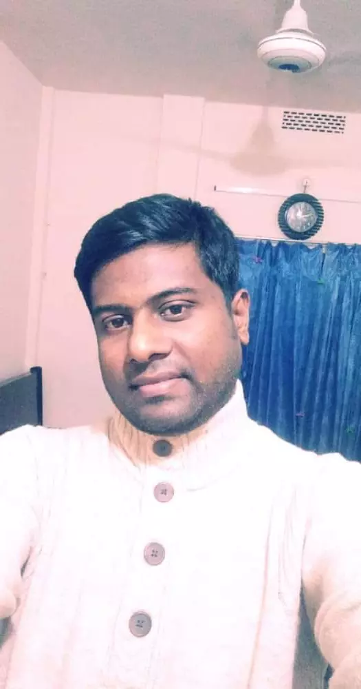 Section officer Govt. 1st class officer seeking his bride