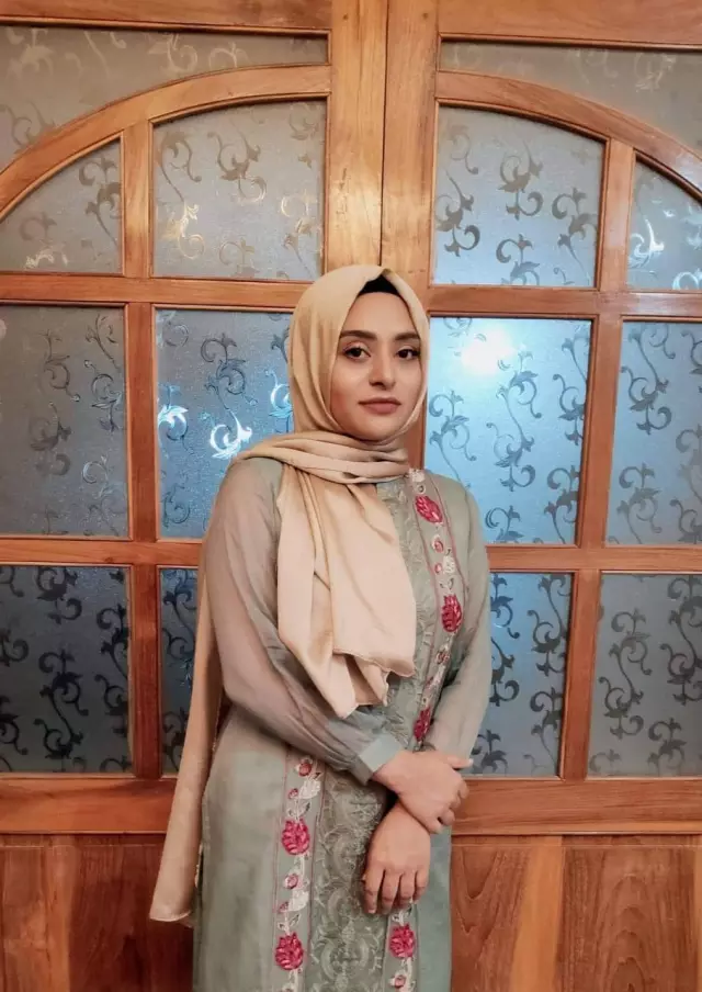 Completed her MBBS from a reputed Private Medical College. She had completed her MPH seeking her groom