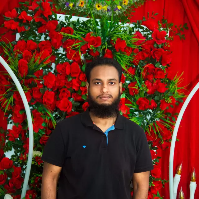 Merchandising Department Buying House job holder seeking his bride
